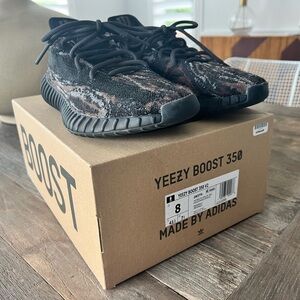 Men’s Yeezy Boost 350